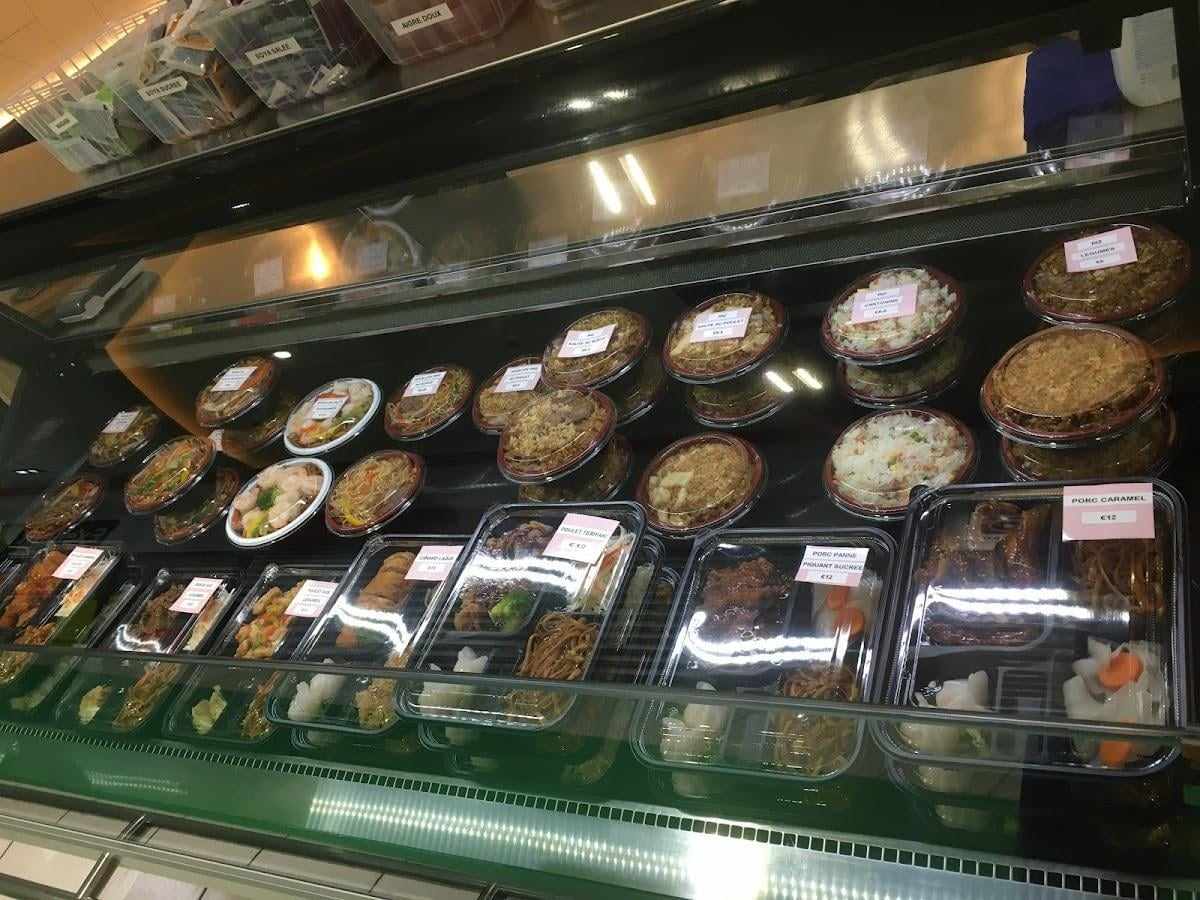 Matricák a tányérokon